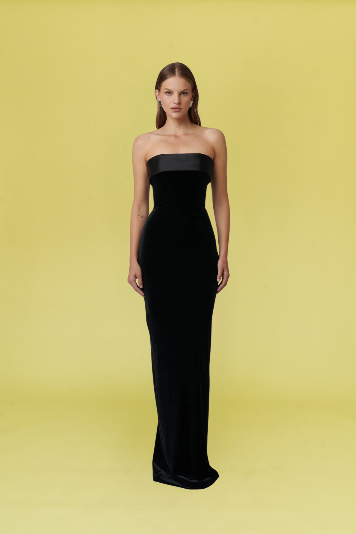 Monroe Velvet Gown | Black